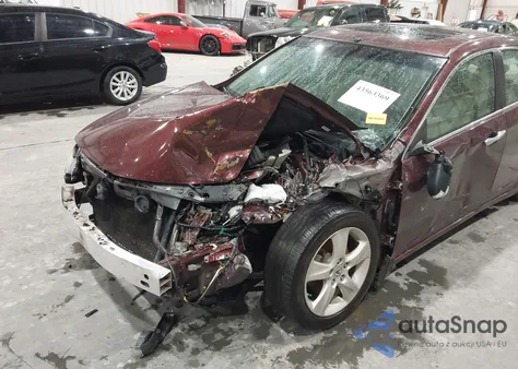 2010 Acura Tsx 2.4 z USA, uszkodzony, nr VIN JH4CU2F60AC010387